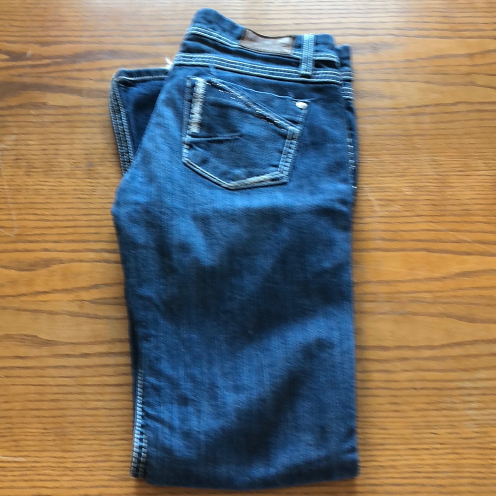 Buckle jeans